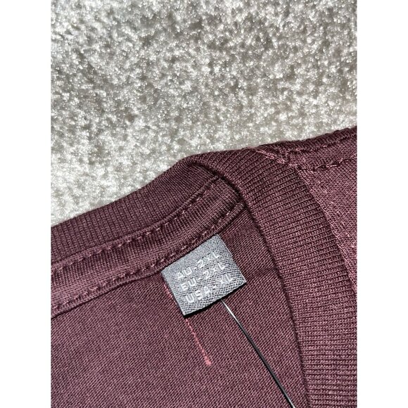 Johnny Bigg Mens Burgundy Essential V-Neck Tee Shirt 2XL NEW SOFT casual - Picture 4 of 9